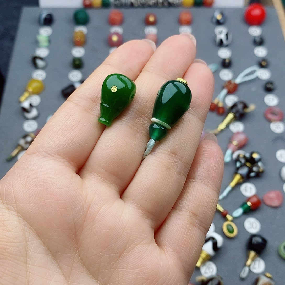 玛瑙/玉髓未镶嵌饰品止**行