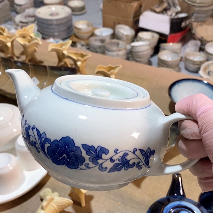 瓷片四厂青花翡翠瓷茶壶约500ml