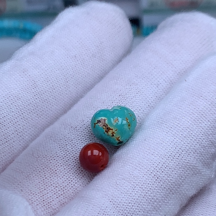 南红玛瑙未镶嵌珠宝奇石