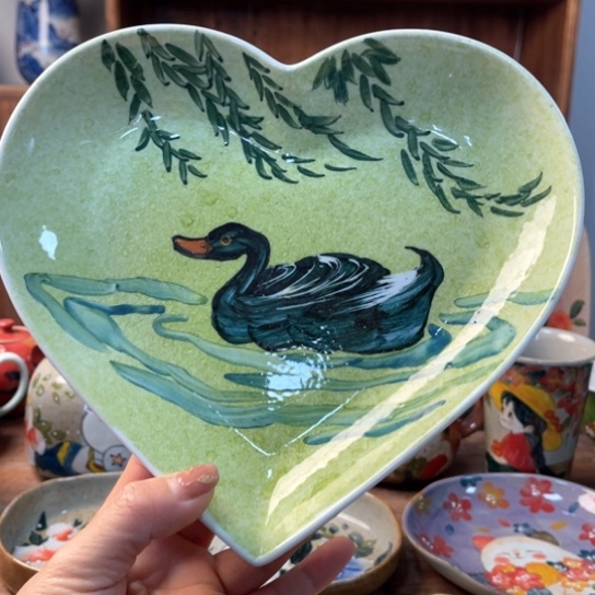 炉景德镇釉下手绘陶瓷 