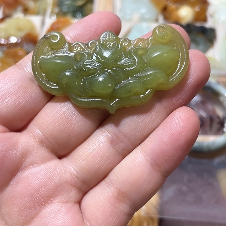 岫玉吊坠(不含链)未镶嵌