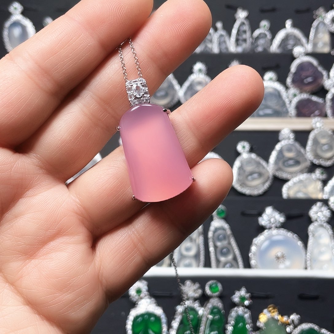 玛瑙/玉髓颈饰合金