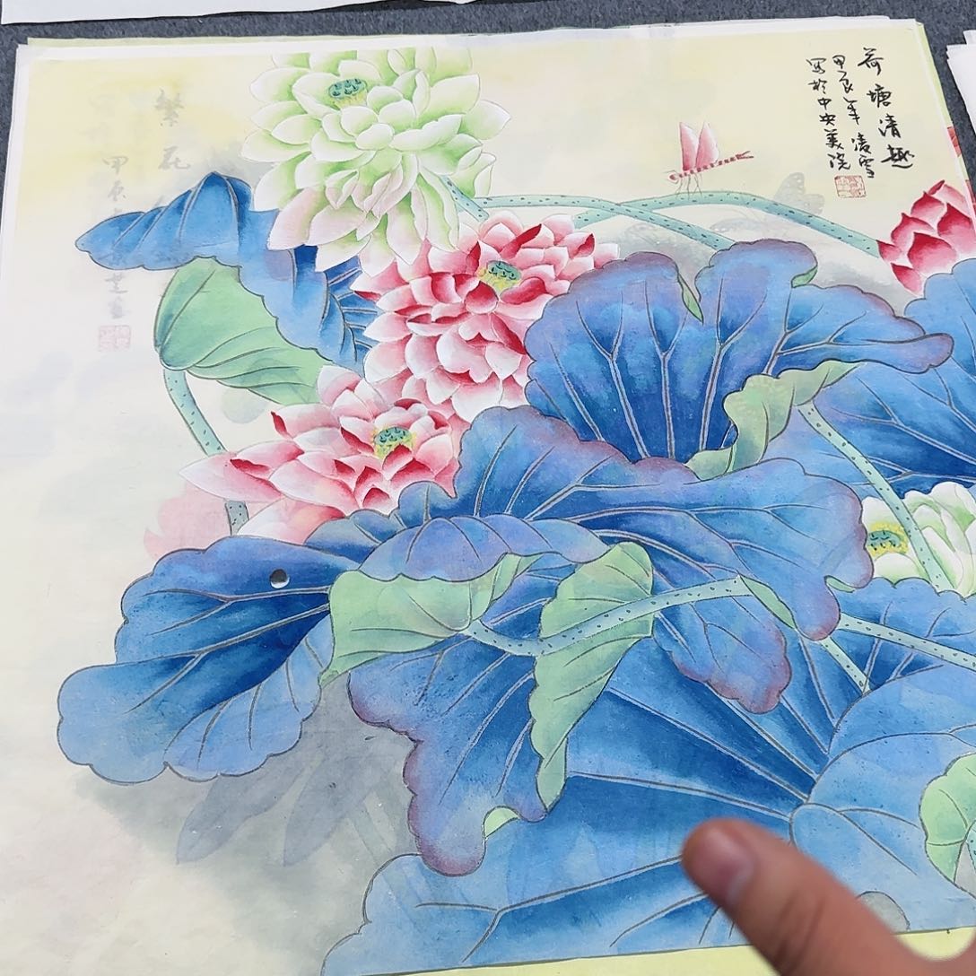 国画尺寸70X70手绘作品