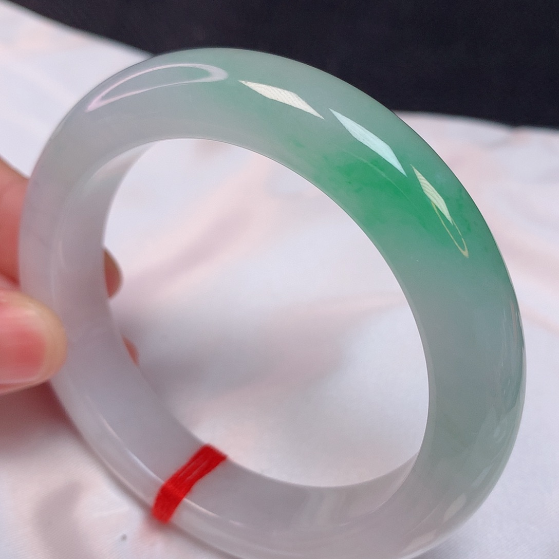 翡翠手镯未镶嵌57 翡翠手镯