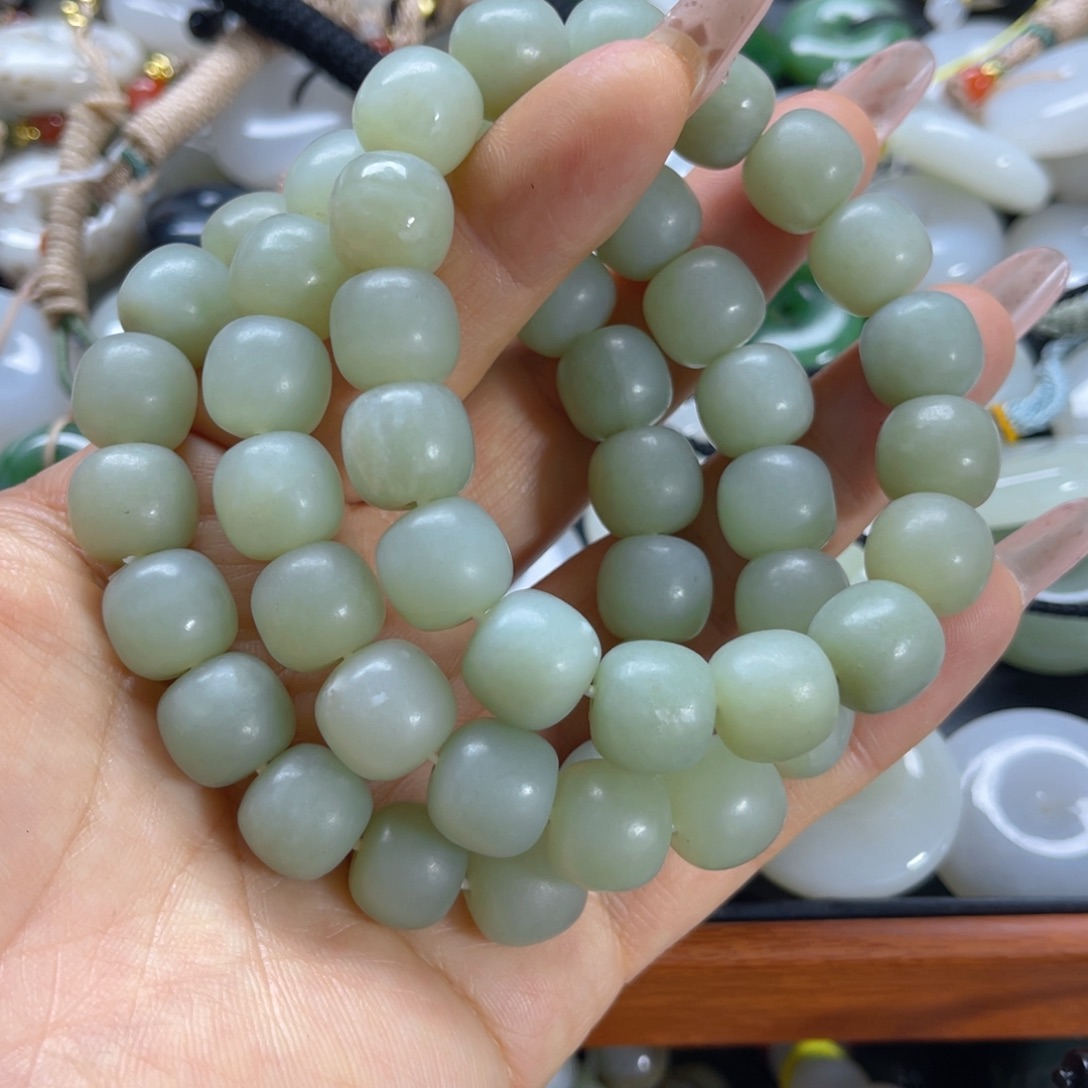 未镶嵌手链和田玉