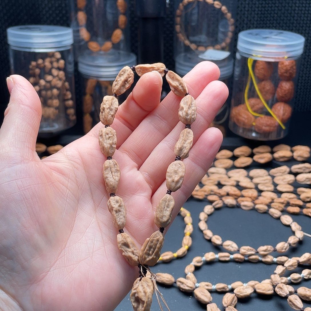 I***y文玩核桃吊坠006小蛤蟆头