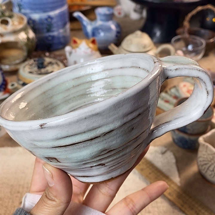 瓷片哈哈哈哈哈还爱爱啊