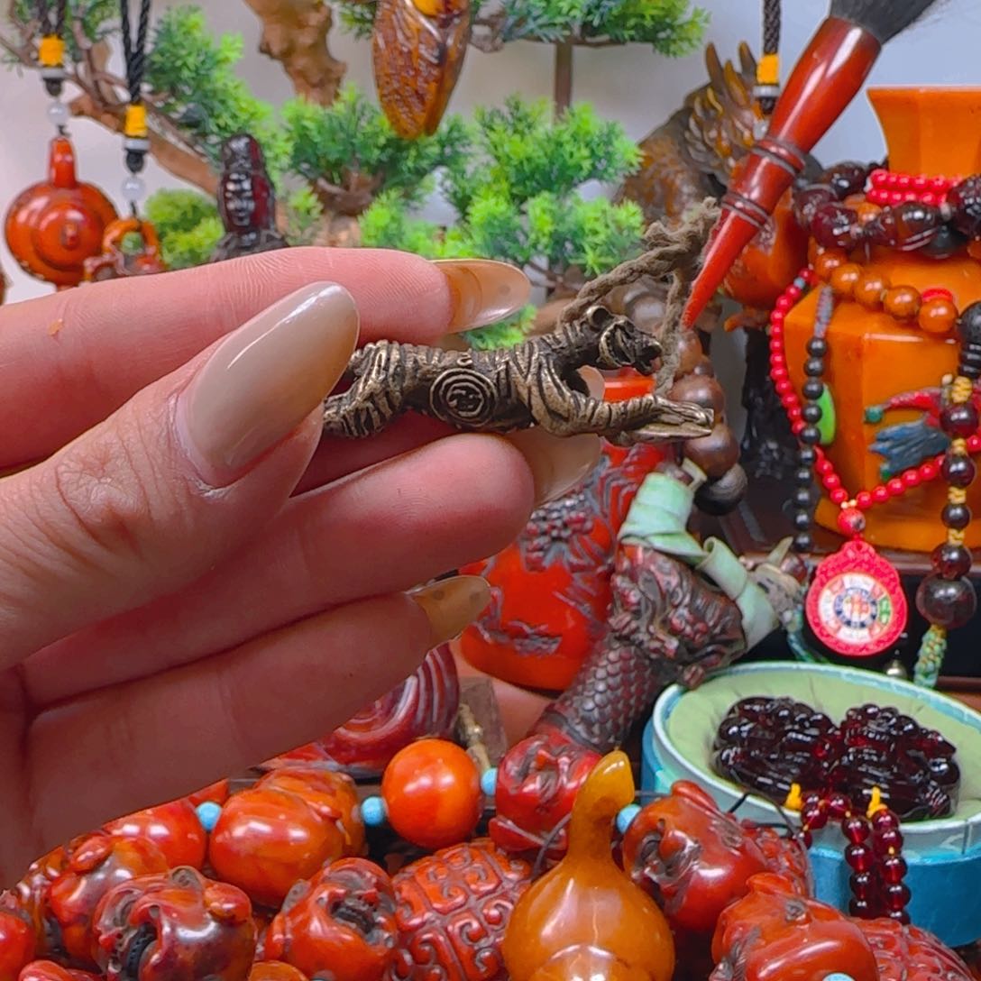 滴血莲花菩提吊坠阿*!