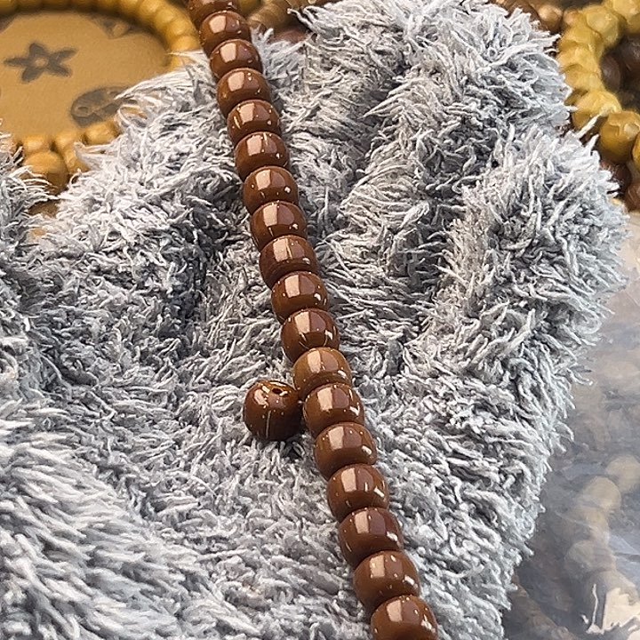 猴头核桃手串曲***?实心鼠8