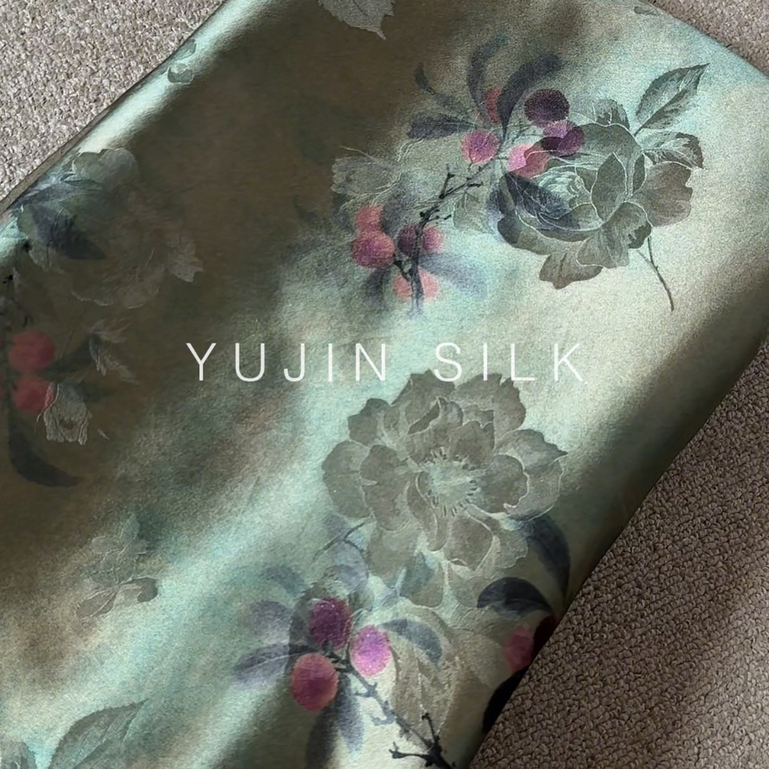 「雨后杨梅」YUJIN SILK 提花重缎香云纱桑蚕丝114门幅38姆米