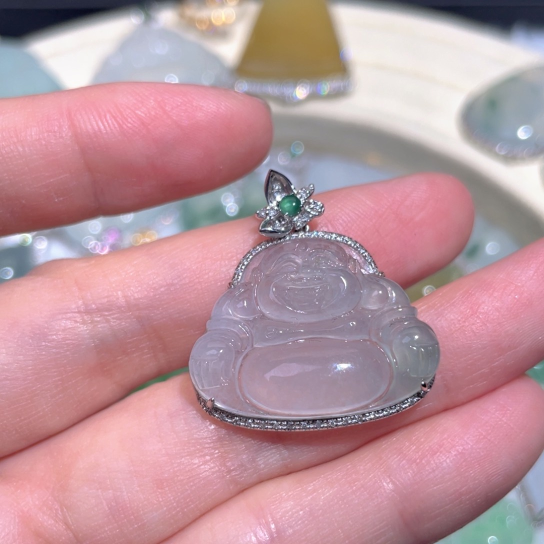 翡翠颈饰18K金镶嵌翡翠