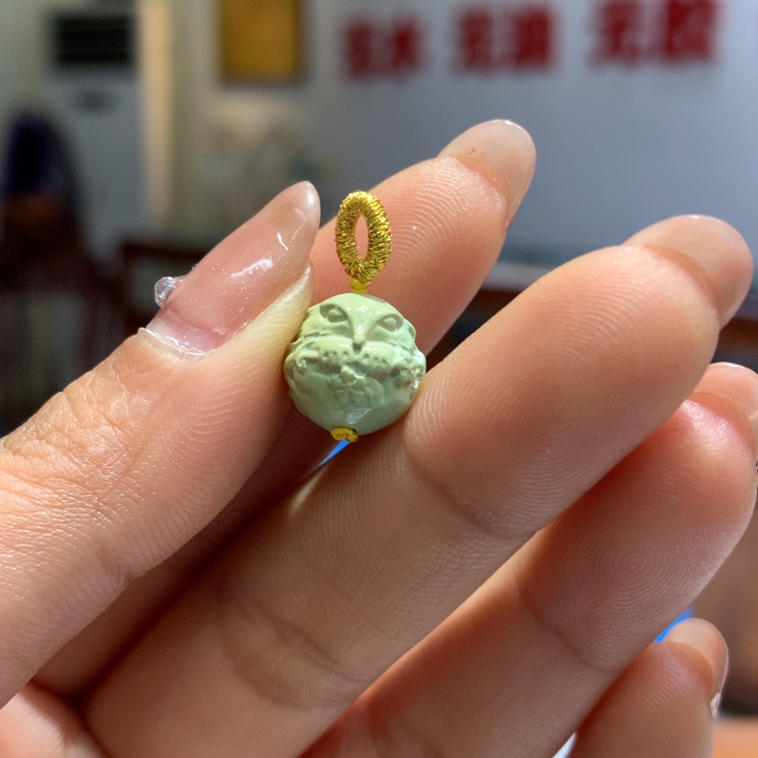 绿松石配饰未镶嵌