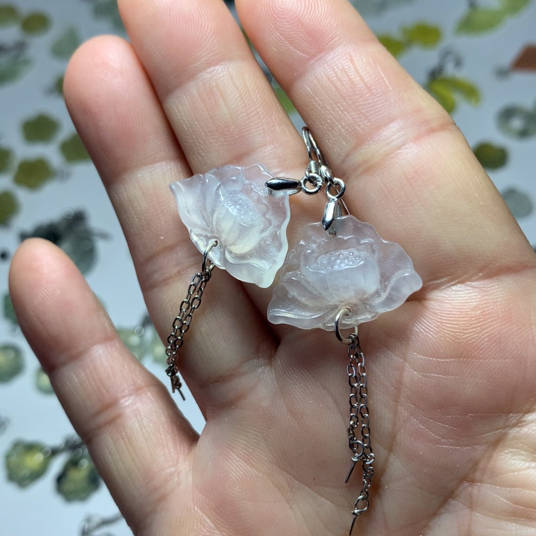 蛇纹石玉耳环未镶嵌