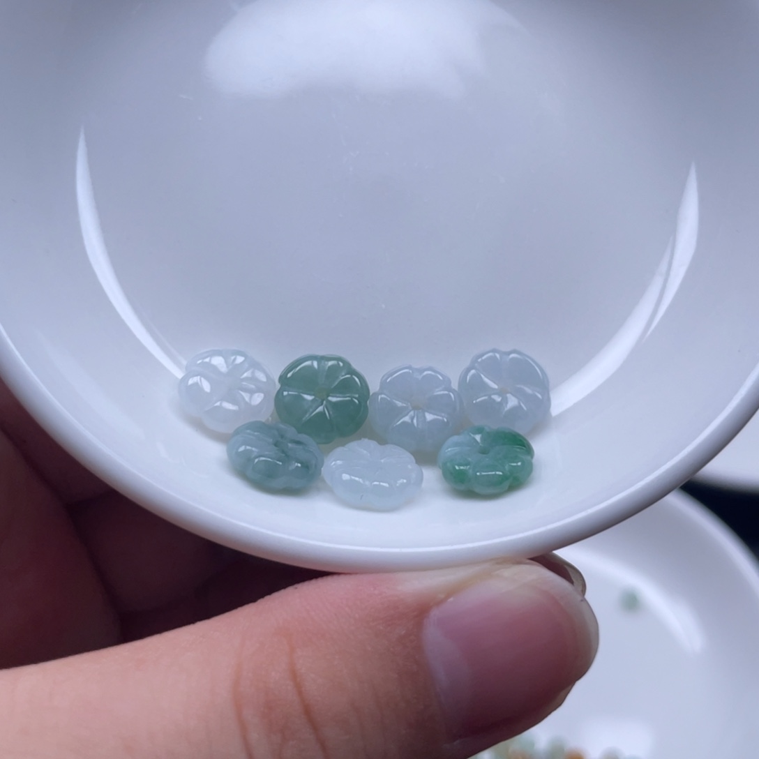 翡翠散珠通孔冰花卡9