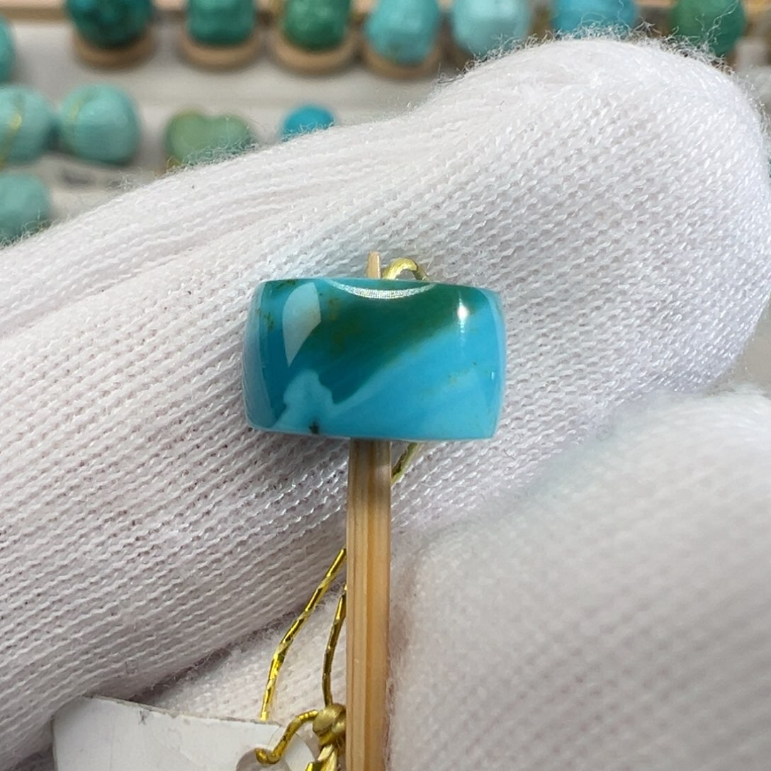 绿松石配饰未镶嵌