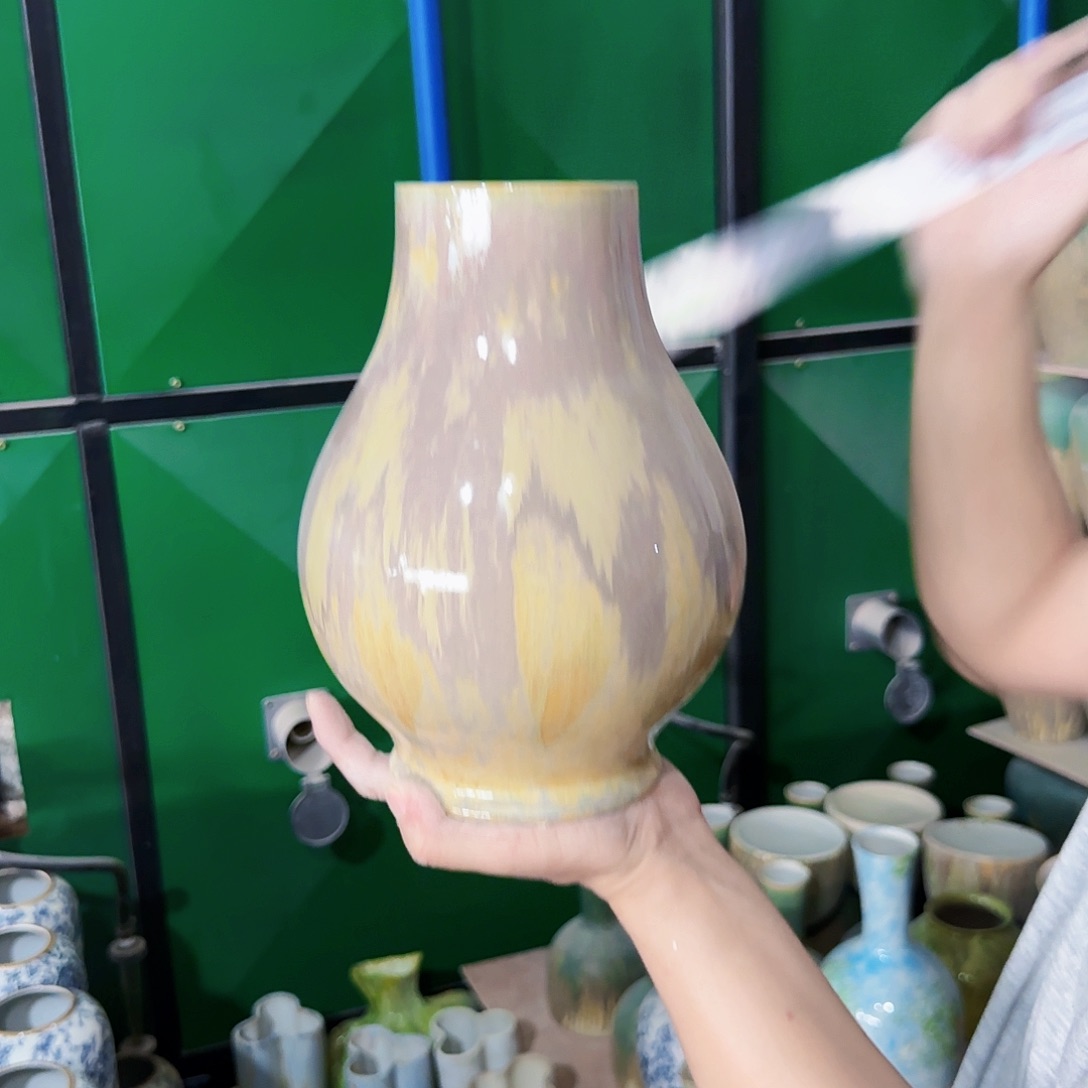 景德镇陶瓷花瓶微瑕