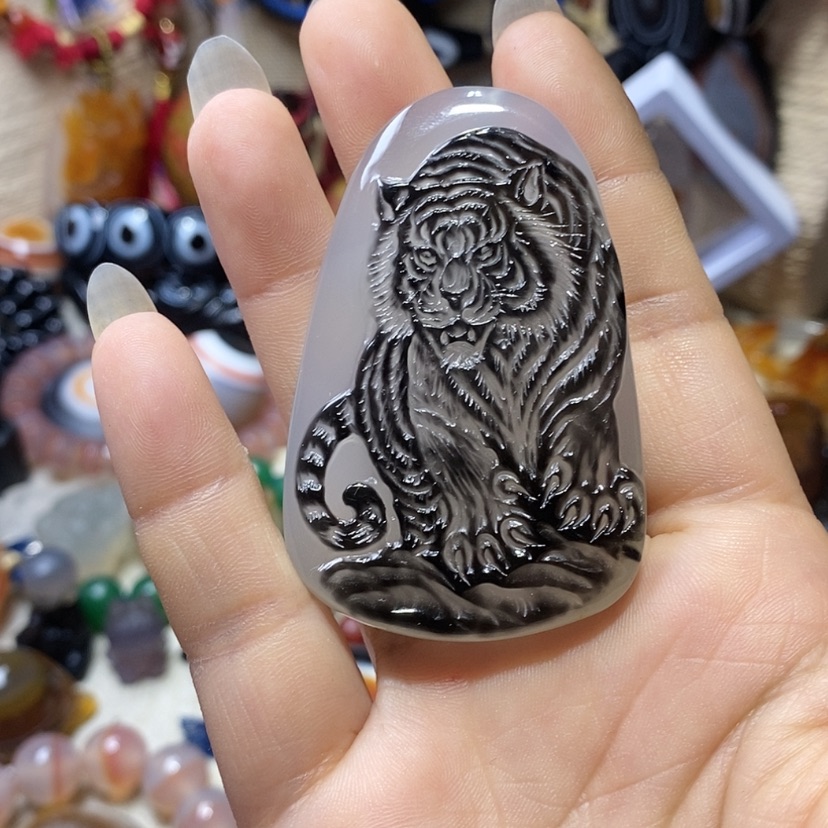 【闪购商品】玛瑙/玉髓颈饰未镶嵌芙*