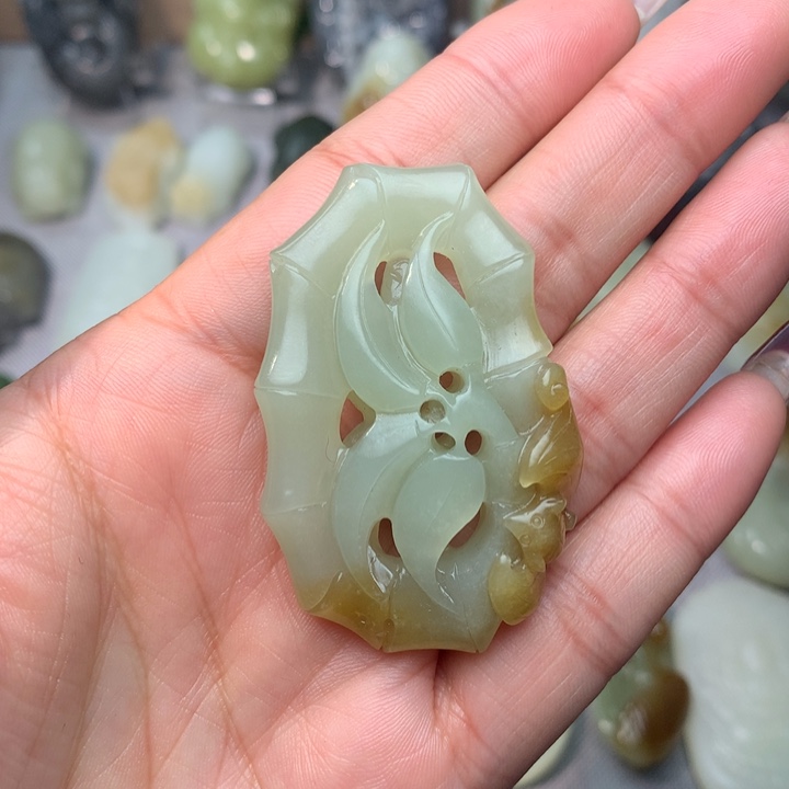 和田玉挂件未镶嵌