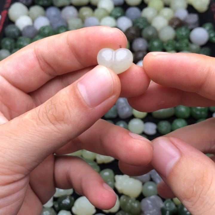 【闪购商品】和田玉未镶嵌颈饰