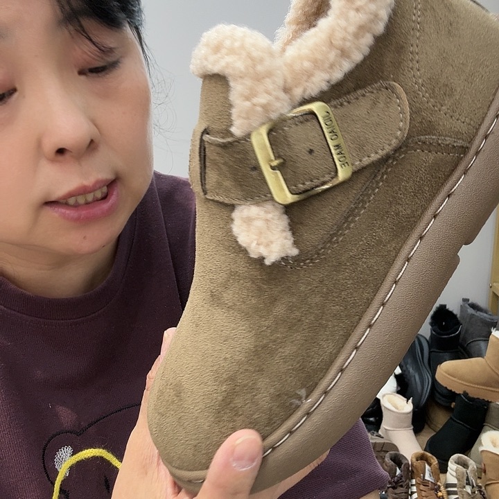 二层牛皮革黑*瑰802羚羊388888888