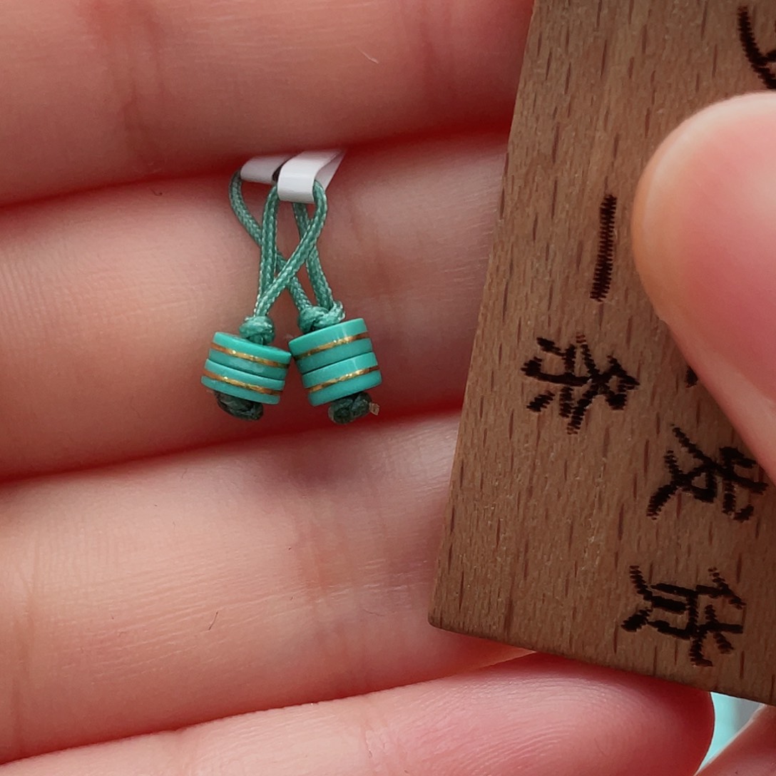 绿松石颈饰未镶嵌