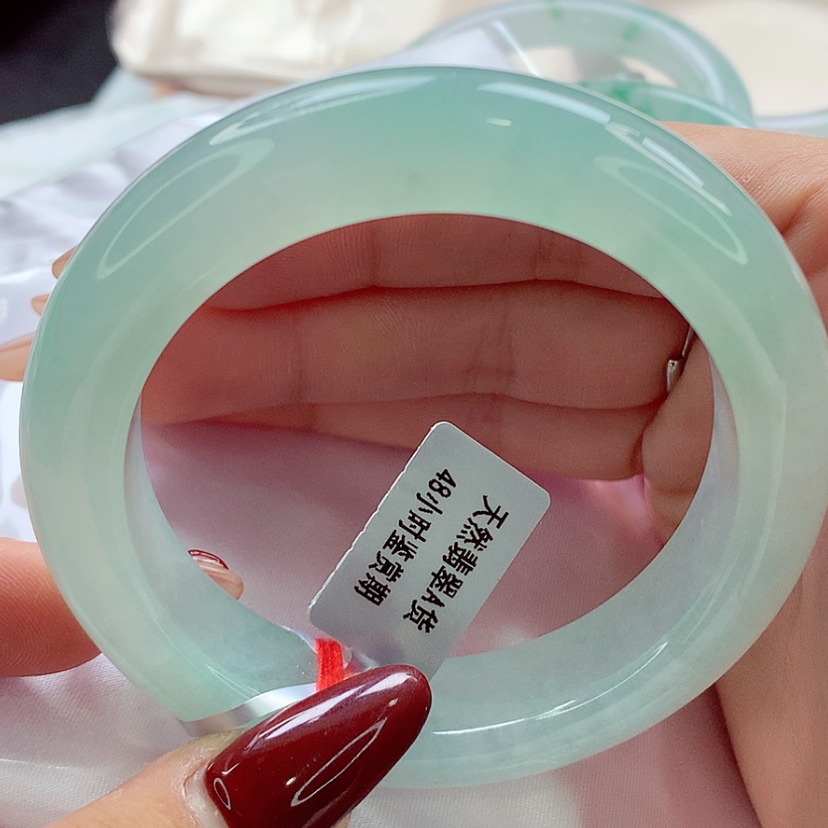 【闪购商品】翡翠手镯未镶嵌师妹