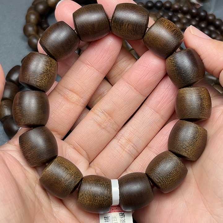 沉香沉香碎屑白棋玉化1.6