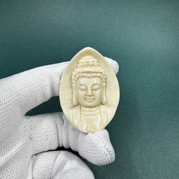 E6583天然猛犸牙雕刻件 支持鉴定 假一罚四