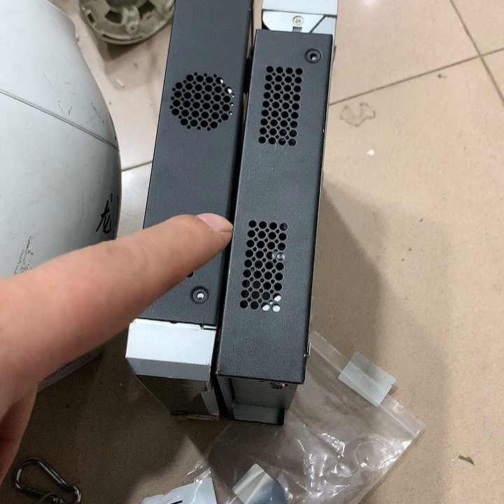 张***99新海康威视4路坏录像机2台不退换