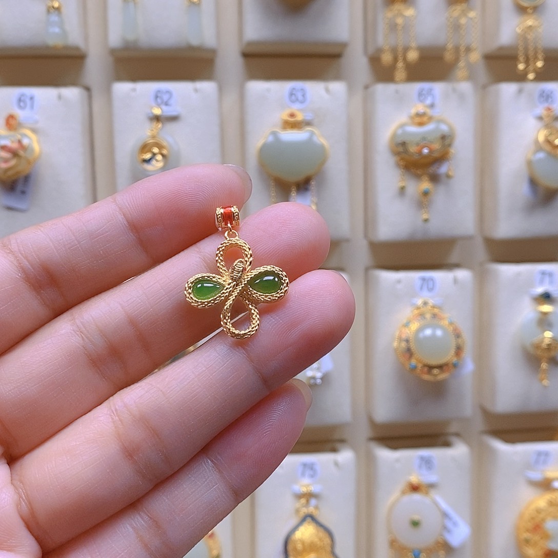 和田玉颈饰银S925镀金镶嵌