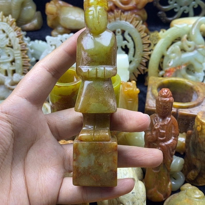 蛇纹石玉颈饰未镶嵌136