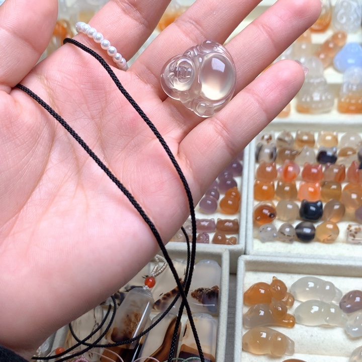 玛瑙/玉髓未镶嵌玛瑙25香槟佛公