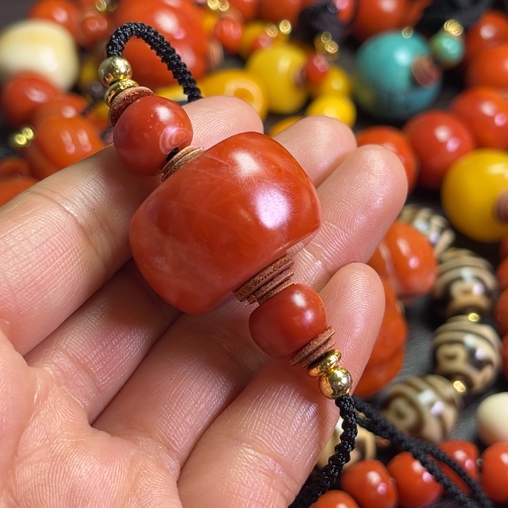 颈饰琉璃老*童琉璃……….