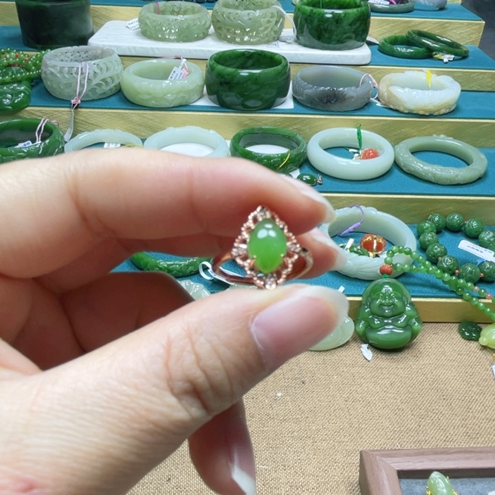 和田玉戒指未镶嵌