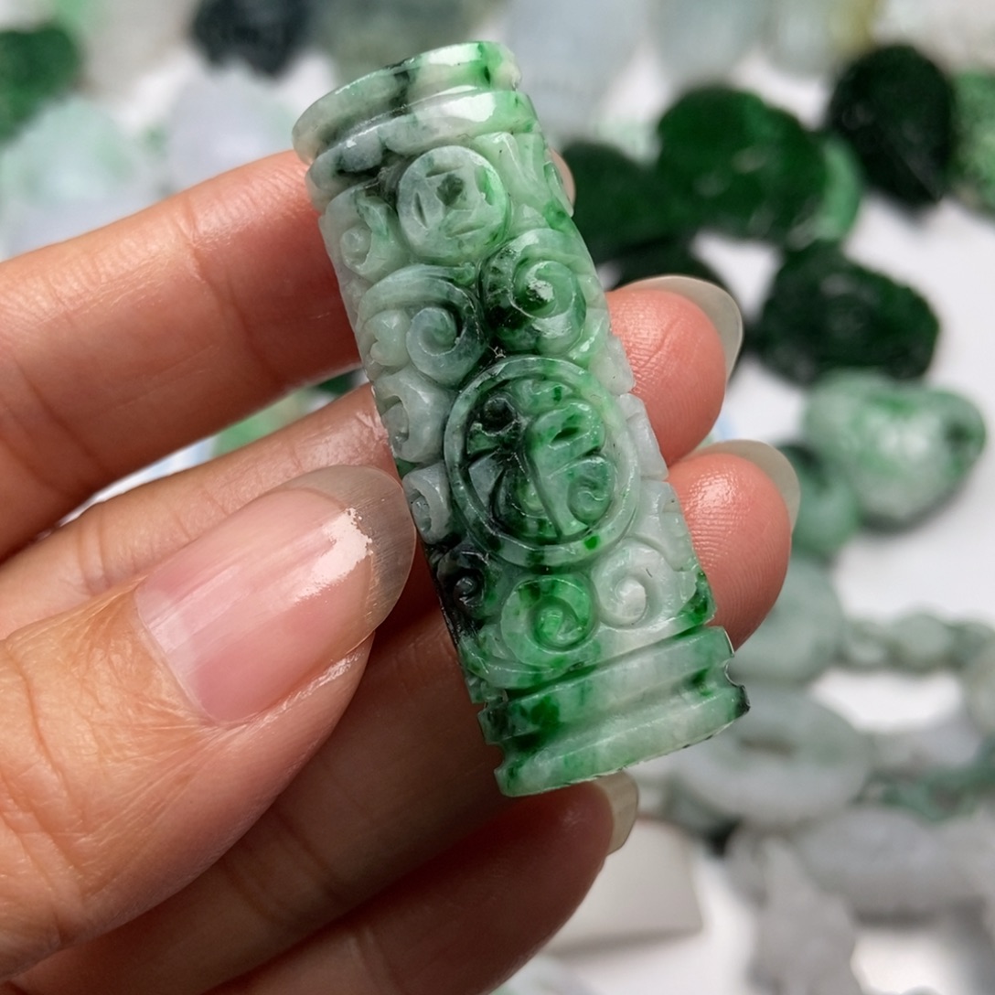 定制翡翠未镶嵌翡翠