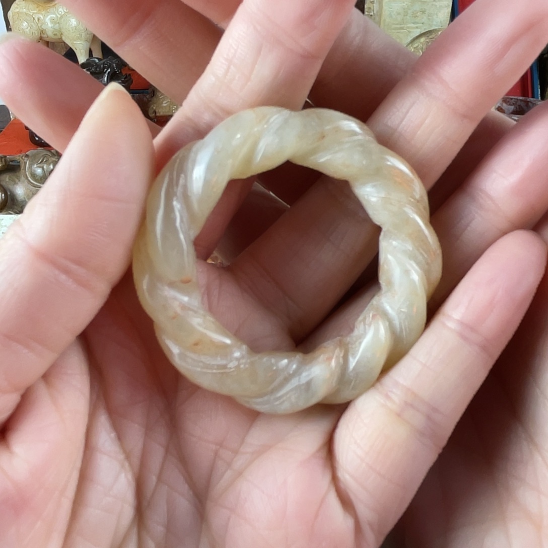 和田玉（糖玉）未镶嵌挂件