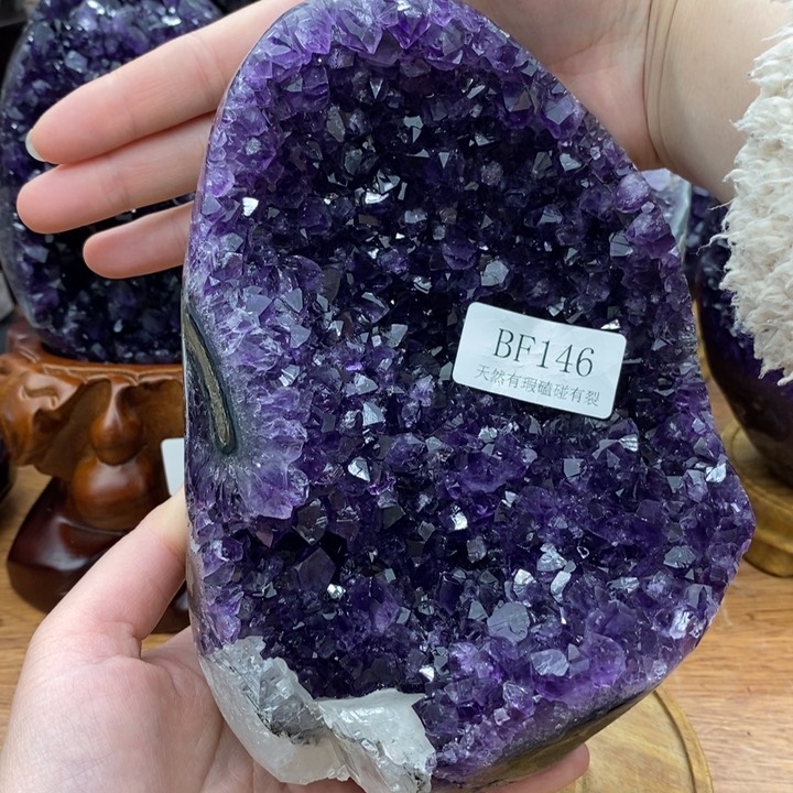 紫晶大型摆件（非配饰）未镶嵌