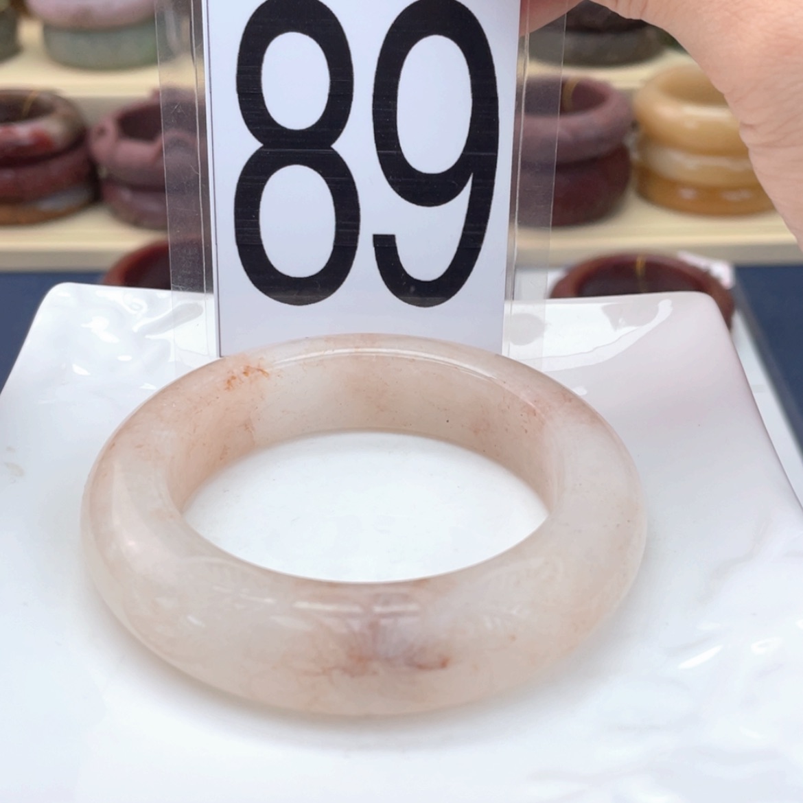 【闪购商品】石英质玉手镯未镶嵌