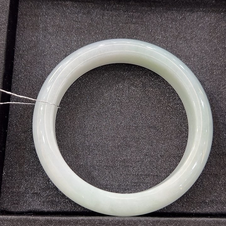 翡翠未镶嵌手镯翡翠手镯