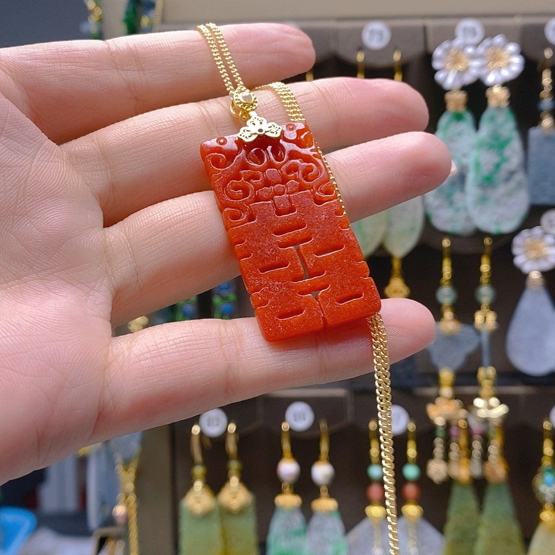未镶嵌翡翠耳饰翡翠