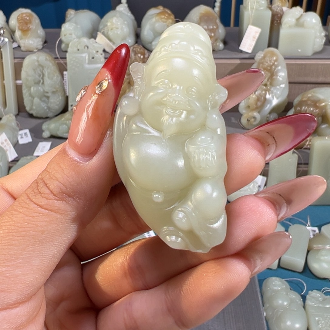 和田玉（糖玉）未镶嵌颈饰