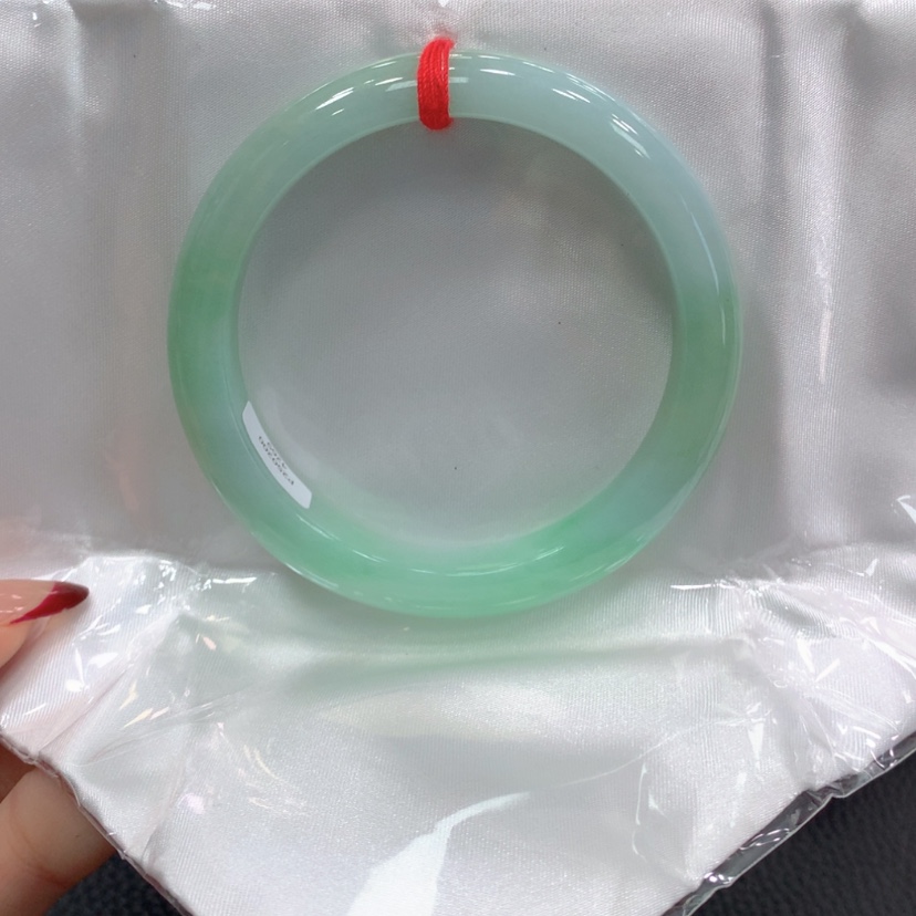 【闪购商品】翡翠手镯未镶嵌翡翠