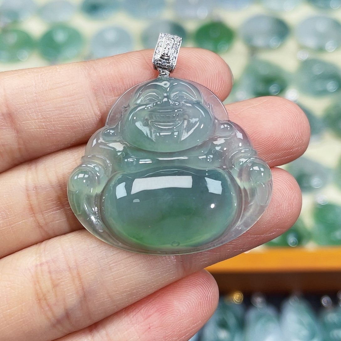 翡翠颈饰18K金镶嵌吊坠