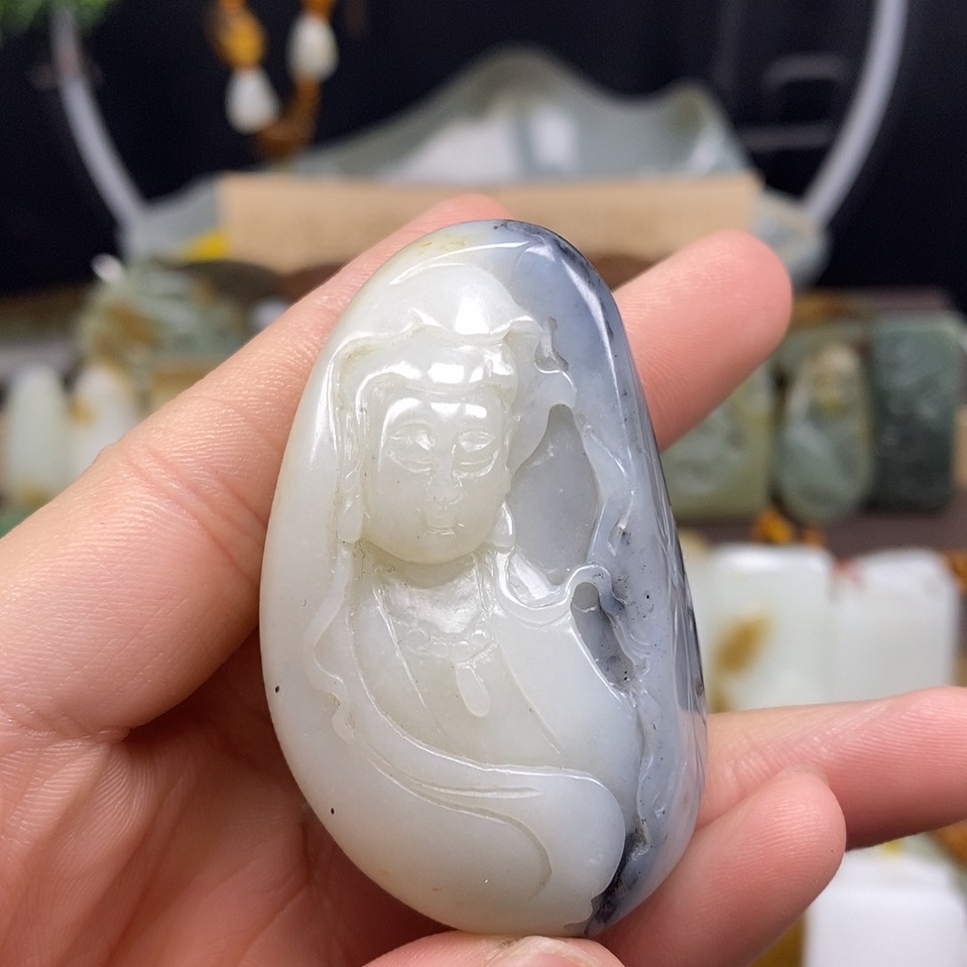 和田玉颈饰未镶嵌2