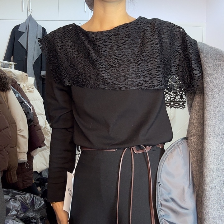 黑色的衬衣5加的的