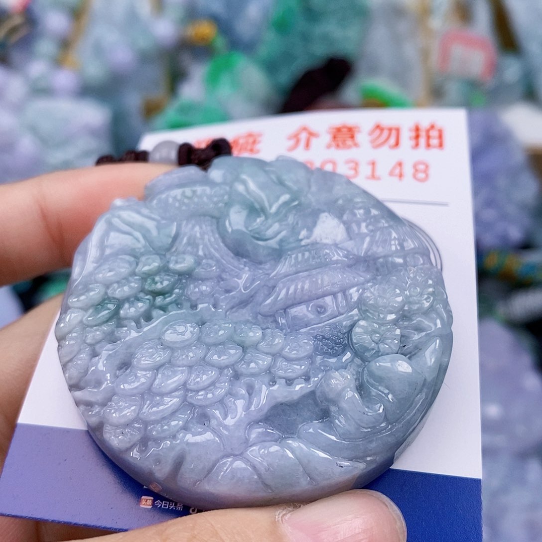 吊坠(不含链)未镶嵌翡翠