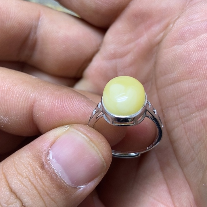 蜜蜡银S925镶嵌裸石戒指