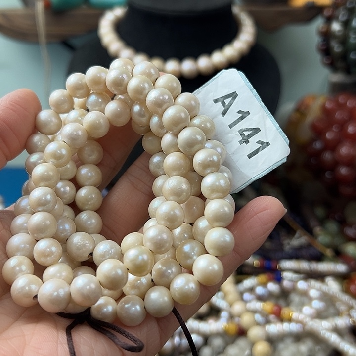 林***林玛瑙/玉髓未镶嵌颈饰