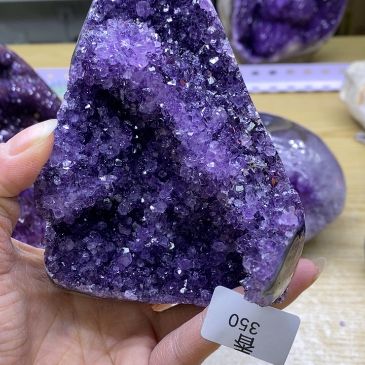 水晶大型摆件（非配饰）未镶嵌