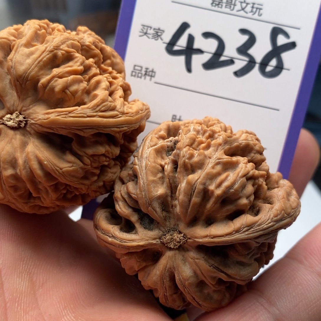 文玩核桃吊坠4238